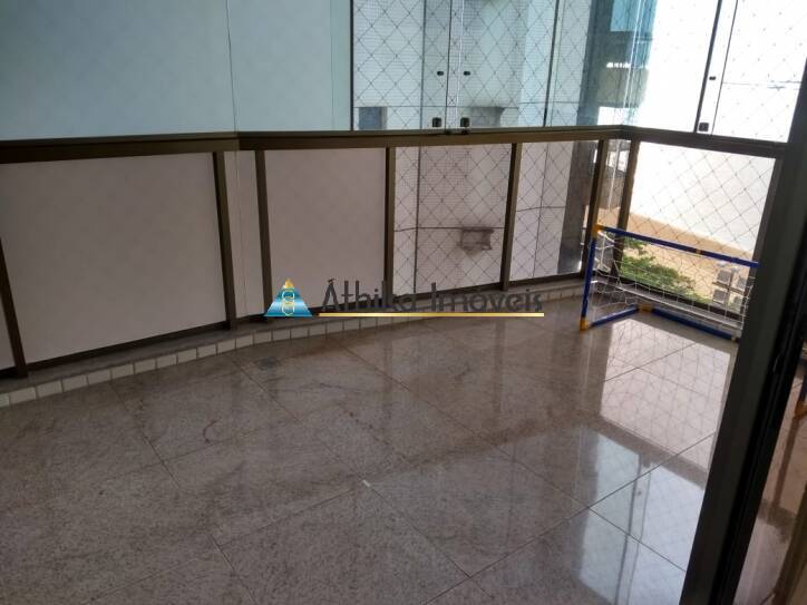 Apartamento à venda com 4 quartos, 250m² - Foto 12