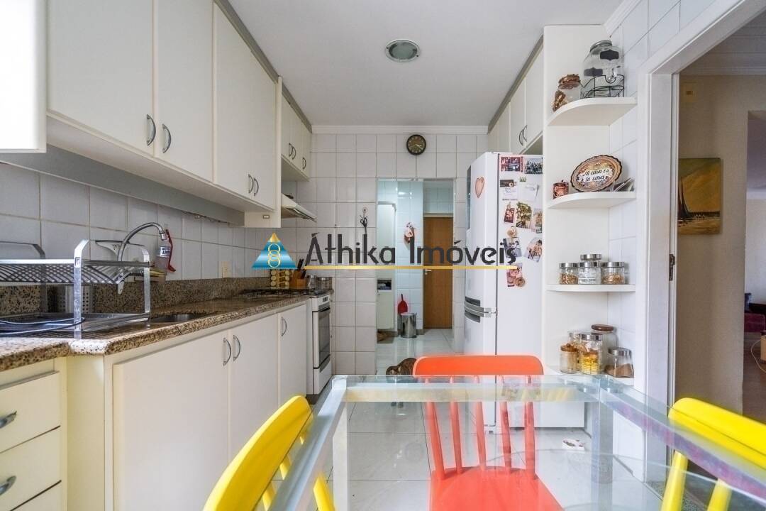 Apartamento à venda com 4 quartos, 240m² - Foto 25