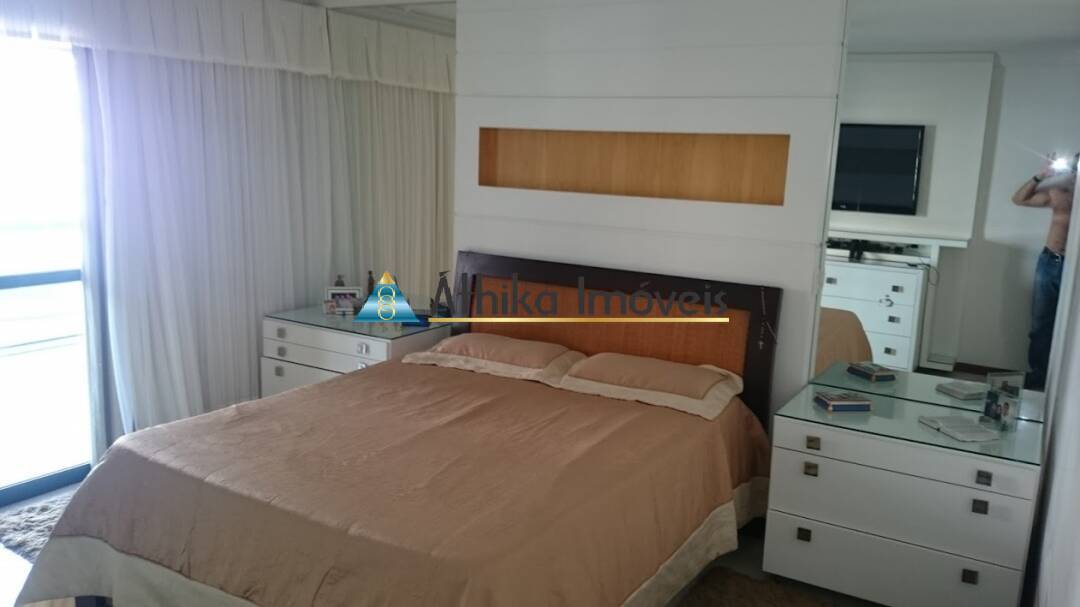 Apartamento à venda com 4 quartos, 235m² - Foto 12