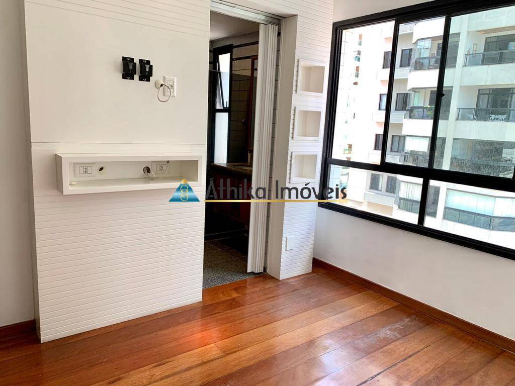 Apartamento à venda com 4 quartos, 304m² - Foto 19