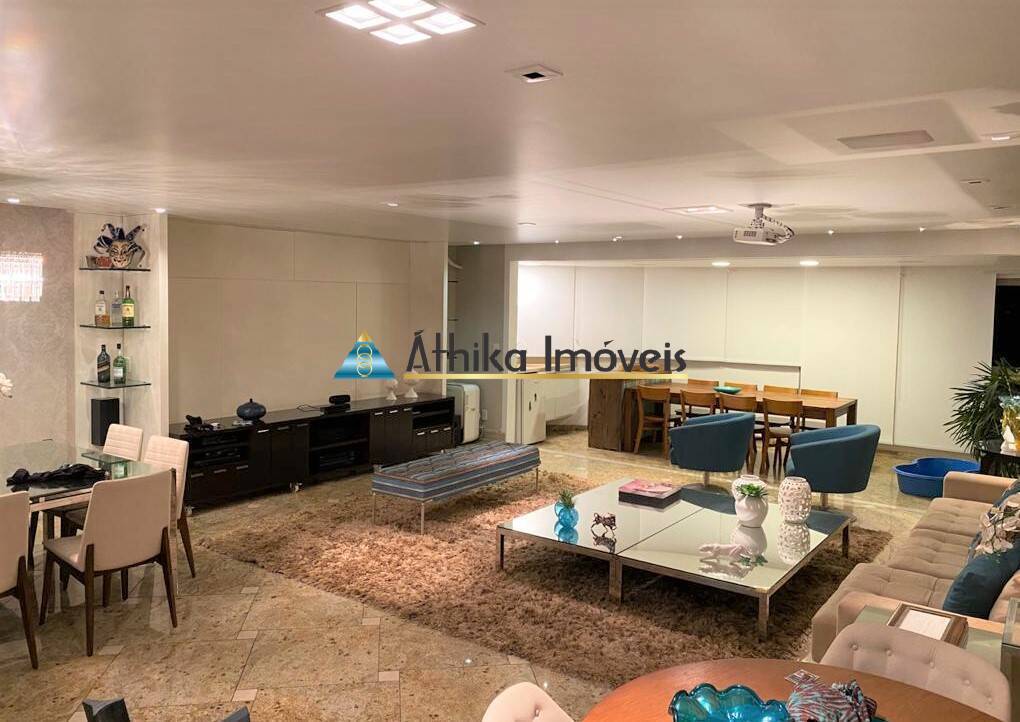 Apartamento à venda com 4 quartos, 270m² - Foto 1