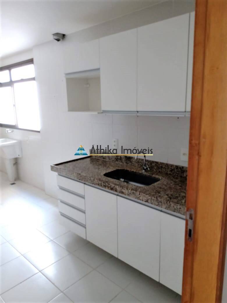 Apartamento à venda com 3 quartos, 97m² - Foto 6