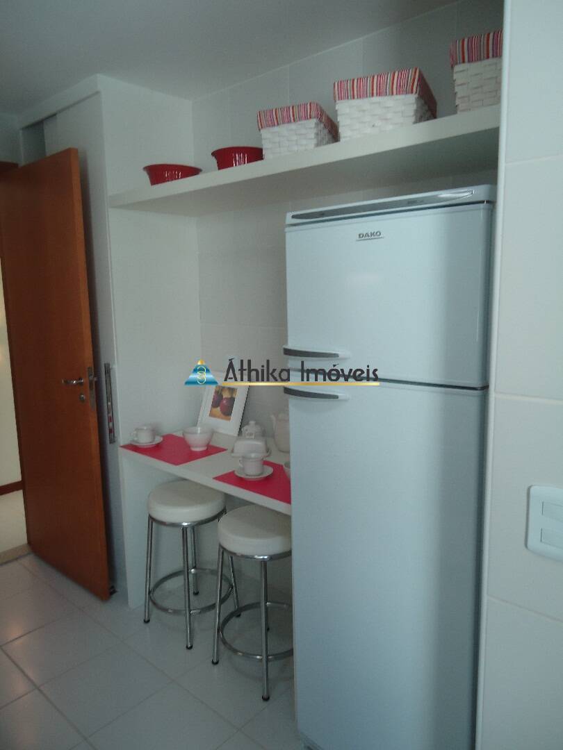 Apartamento à venda com 3 quartos, 107m² - Foto 14